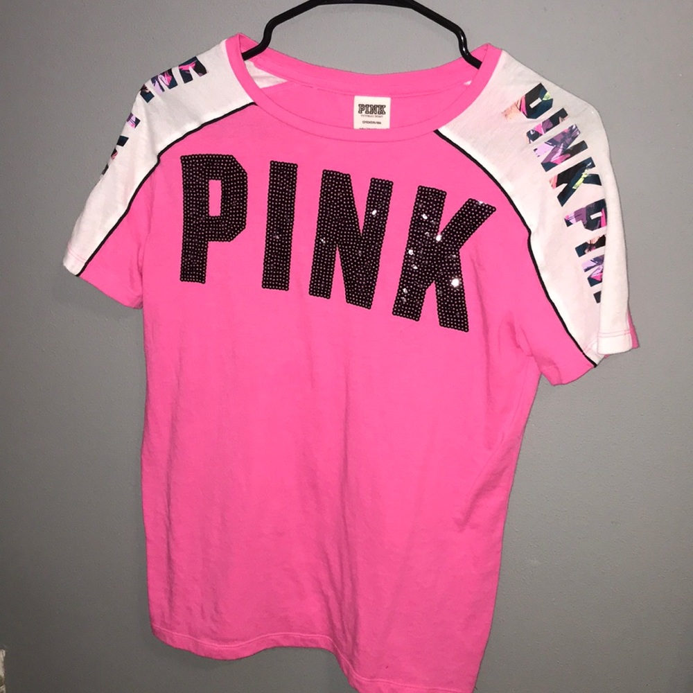 VS Pink T-Shirt